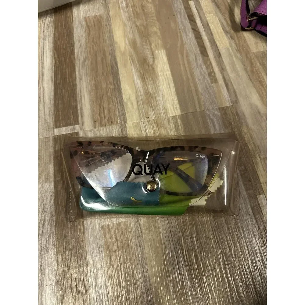 Quay Prove It 1212 Oversized Sunglasses Womens